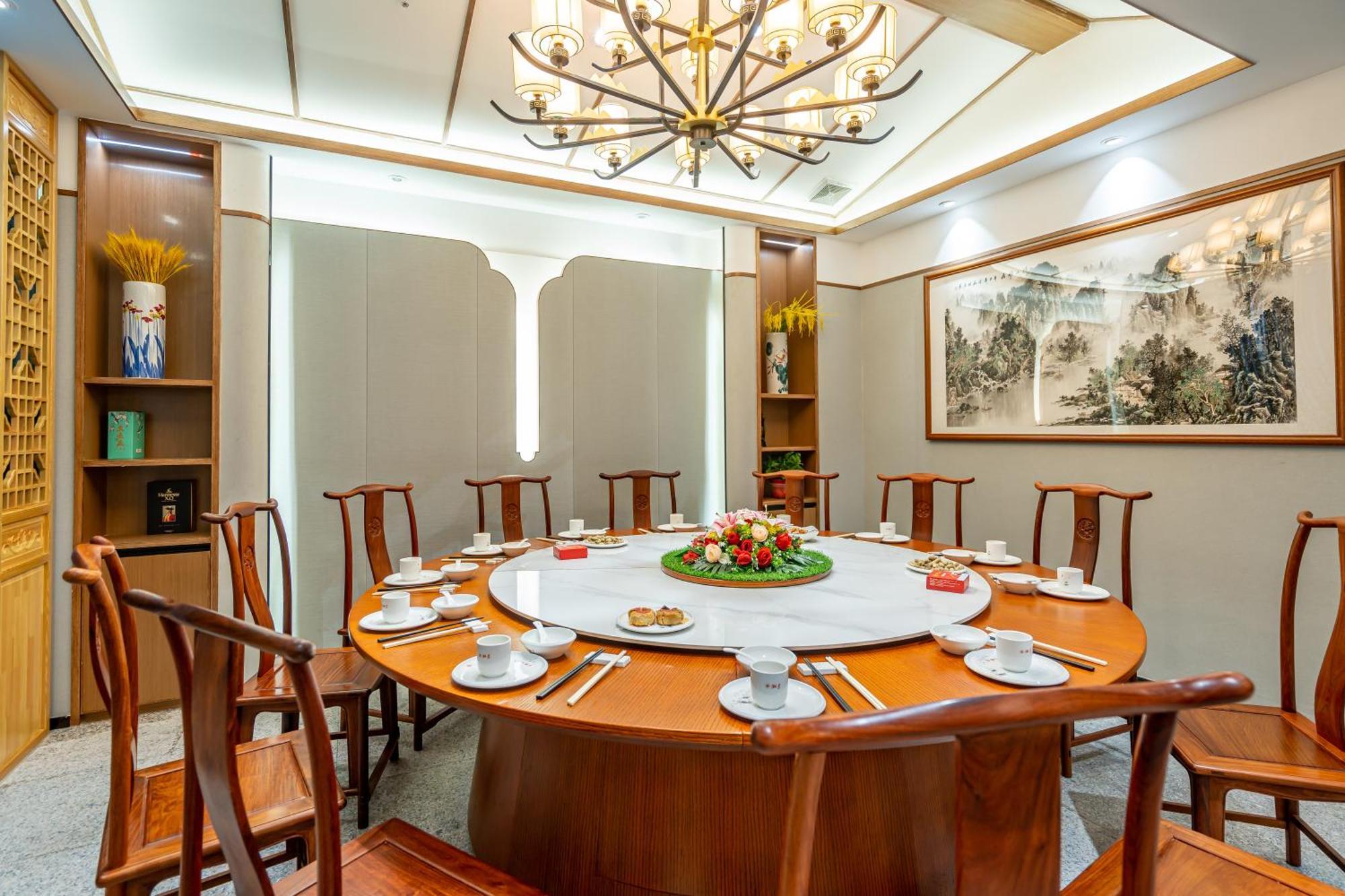 Waifiden Hotel -Former Tokai Hotel - Xiaobei Metro Station - During The Canton Fair, There Will Be Shuttle Buses For Transportation Back And Forth Ngoại thất bức ảnh